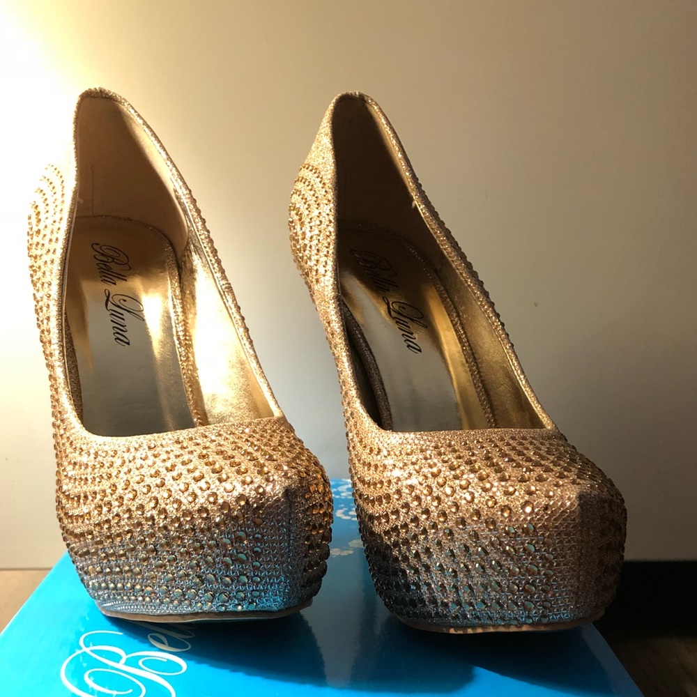 NEWT Gold Studded Pumps Size 10